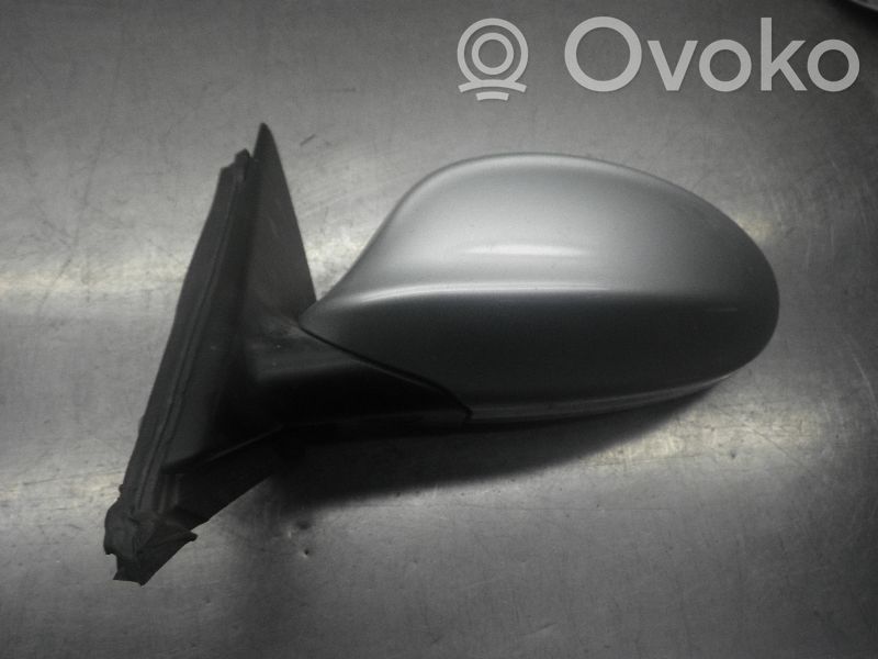 Front door electric wing mirror   51167189945
