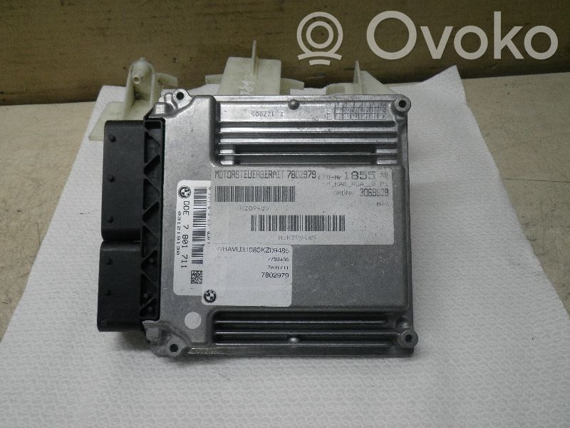 Variklio valdymo blokas   7801711