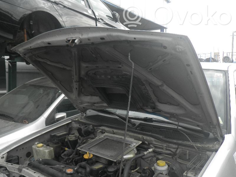 Nissan Terrano Dzinēja pārsegs (vāks) 