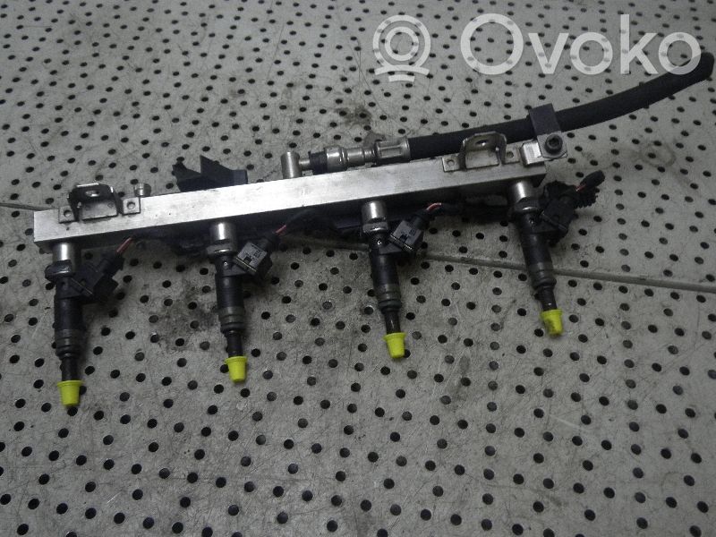 Fuel injector