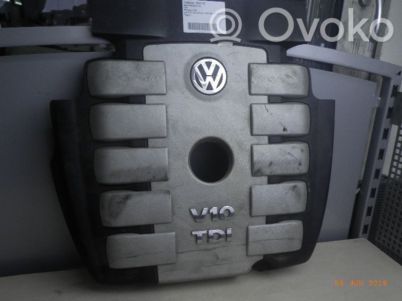 Engine cover (trim)