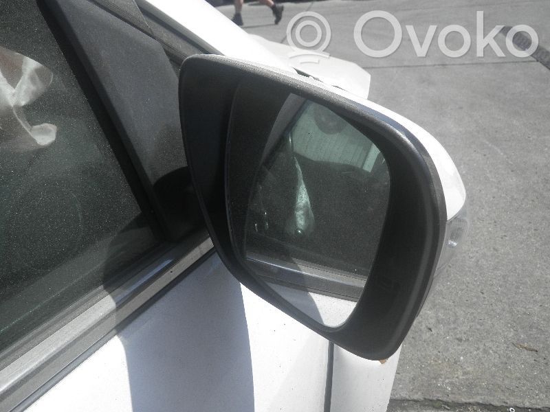 Mazda CX-7 Front door electric wing mirror 