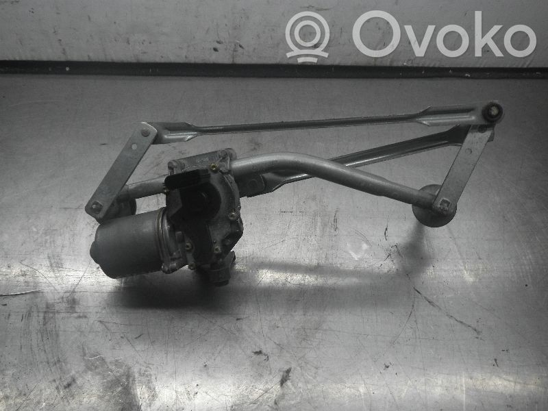Ford Fusion Front wiper linkage 