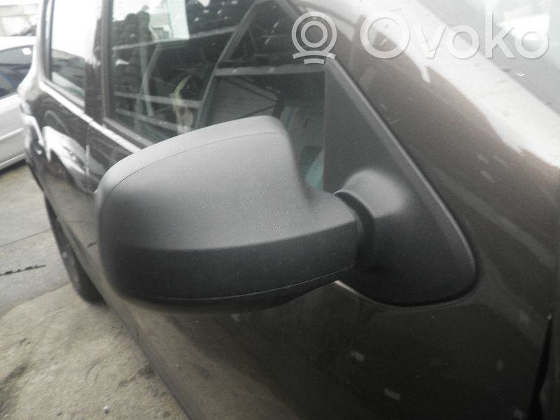 Dacia Sandero Espejo lateral eléctrico de la puerta delantera 