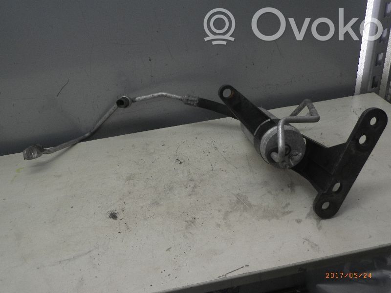 Renault Kangoo I Ilmastointilaitteen ilmankuivain (A/C) 