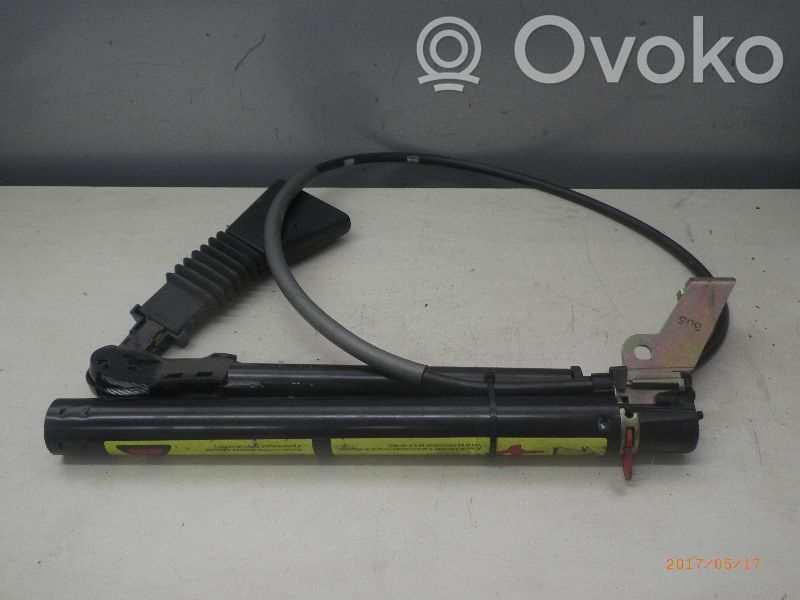 Opel Corsa B Etuistuimen turvavyön solki 