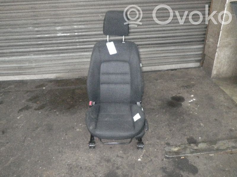 Asiento delantero del conductor