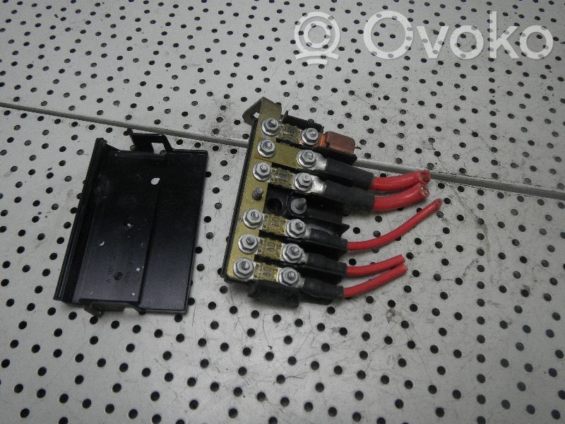 Módulo de fusible   A0015456403
