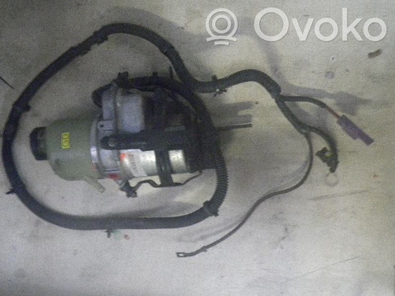 Opel Zafira A Ohjaustehostimen pumppu 
