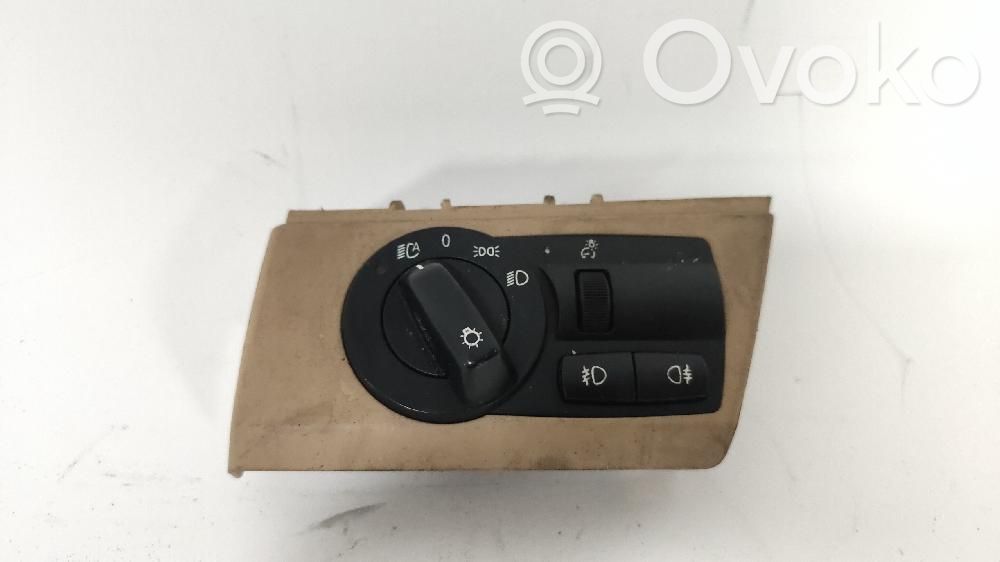 Light switch   3420277