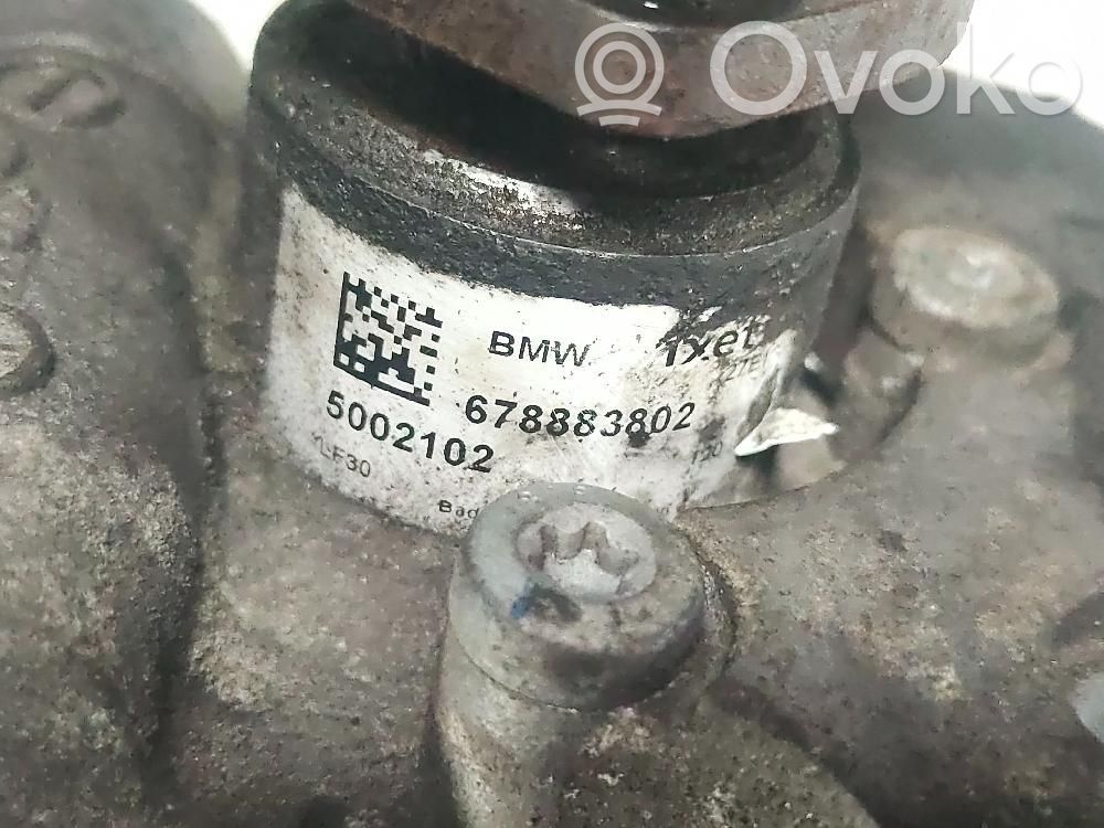 Power steering pump   678883802