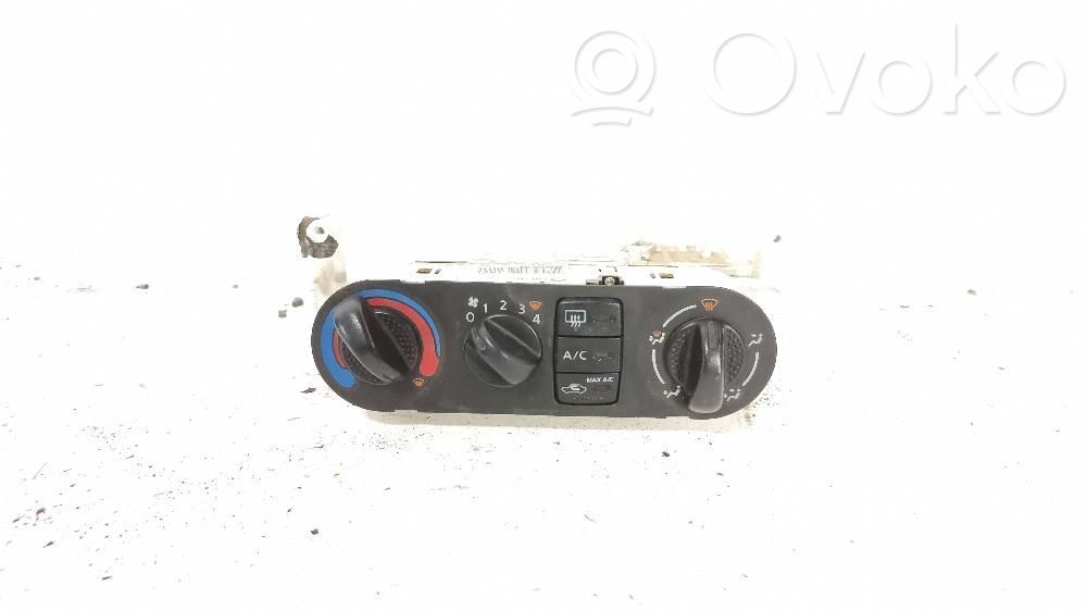Nissan Terrano Climate control unit 