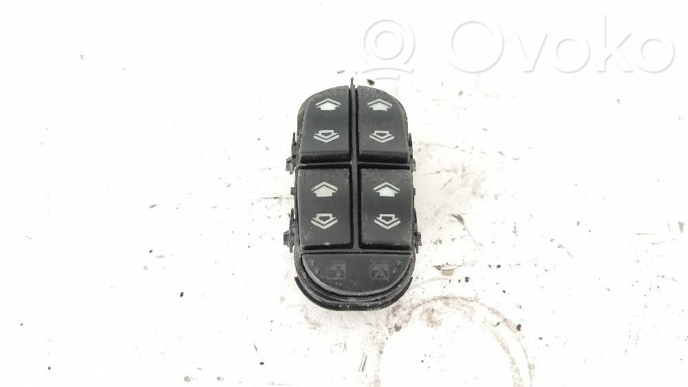 Ford Focus Electric window control switch 