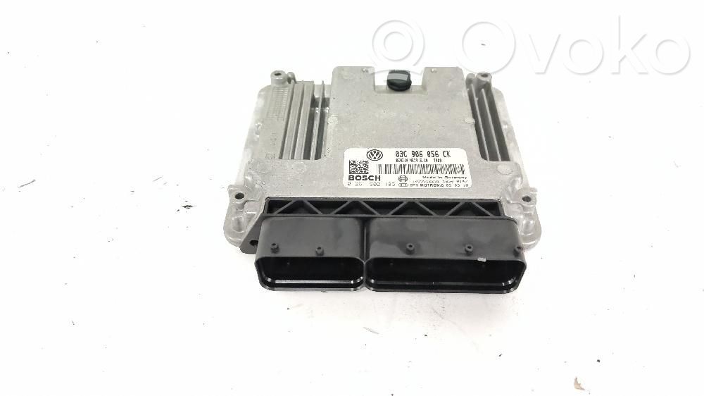Volkswagen Golf V Engine control unit/module 