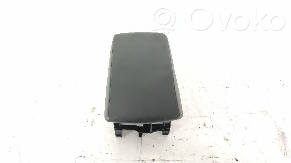 Seat Leon (5F) Reposabrazos 