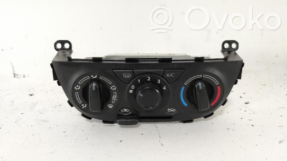 Suzuki Celerio Climate control unit 