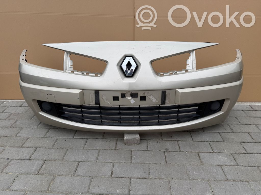 Renault Megane II Parachoques delantero 