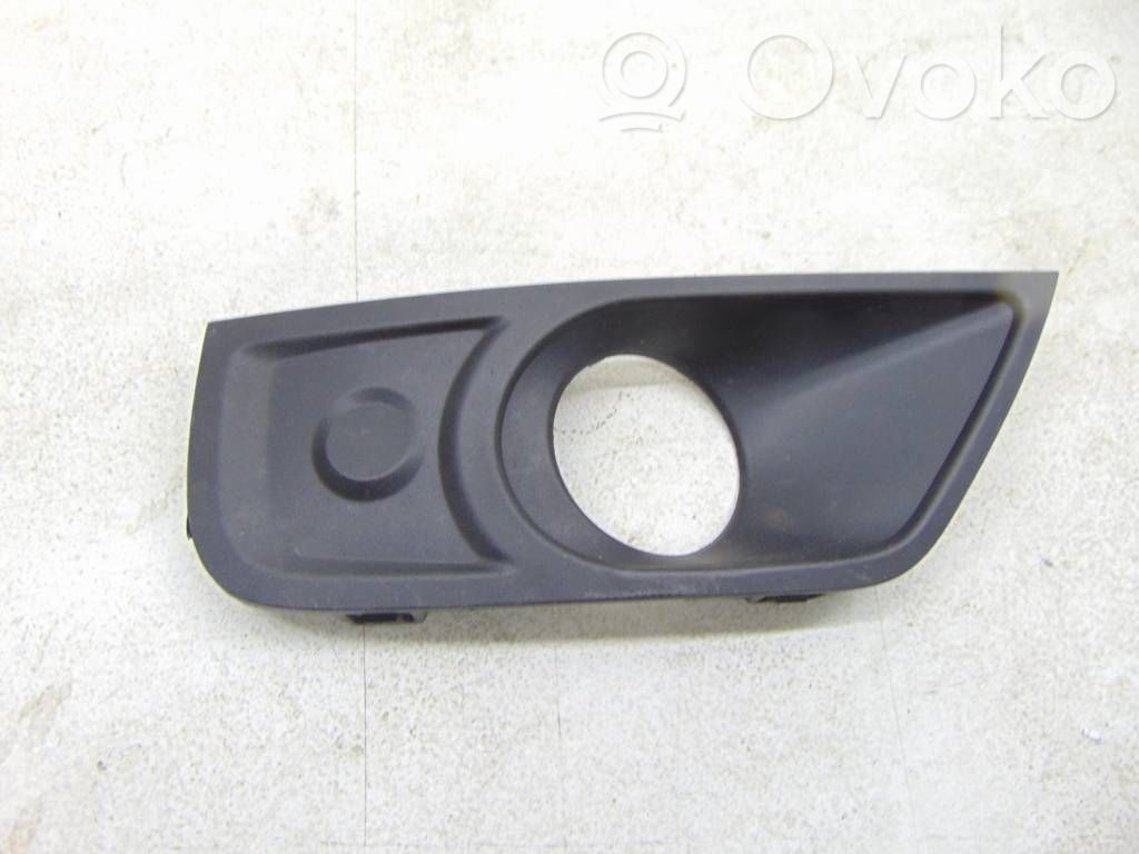 Renault Master III Etupuskurin alempi jäähdytinsäleikkö 