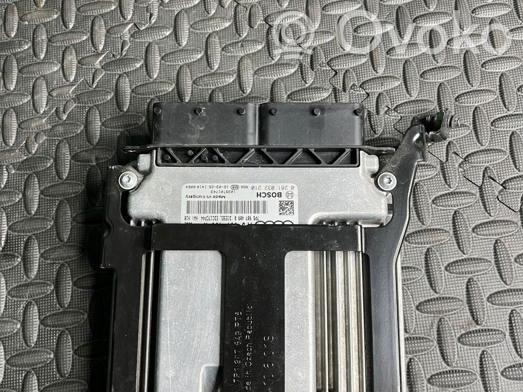 Engine control unit/module ECU   7P5907409R,0281032210
