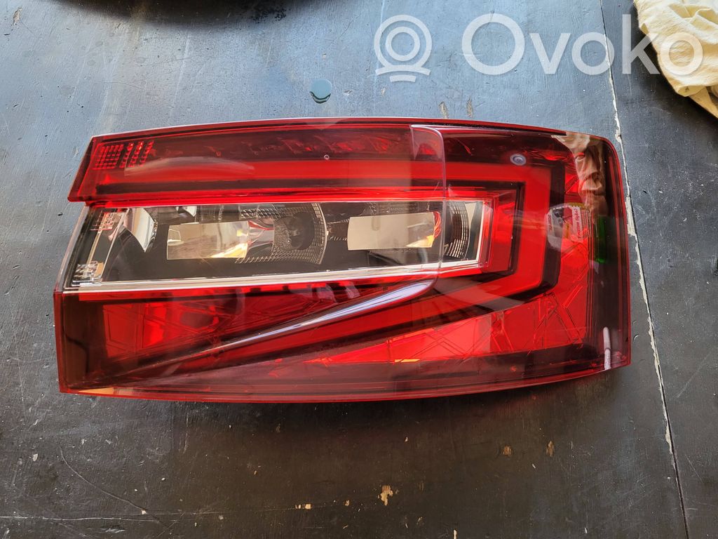 Skoda Superb B8 (3V) Lampă spate în caroserie 
