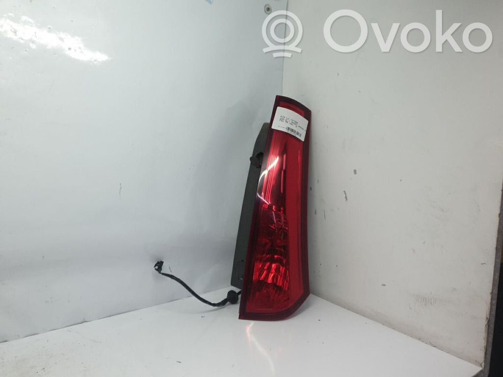 KIA Ceed Miglas lukturis aizmugurē 