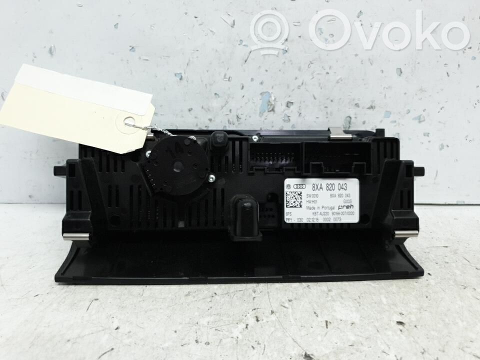 Audi A1 Climate control unit 