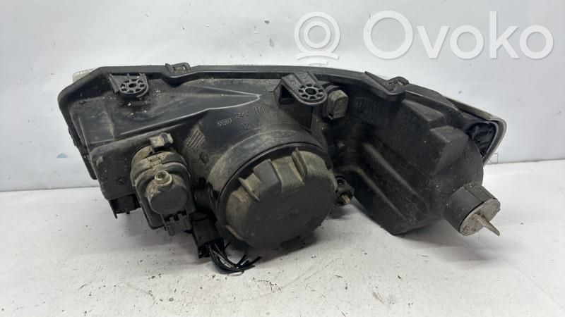 Scheinwerfer   XBC001740