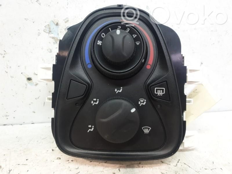 Citroen C1 Climate control unit 