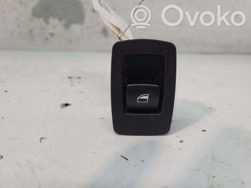 Electric window control switch   61313448654