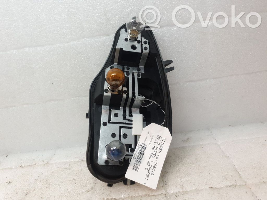 Citroen C3 Takavalon polttimon suojan pidike 