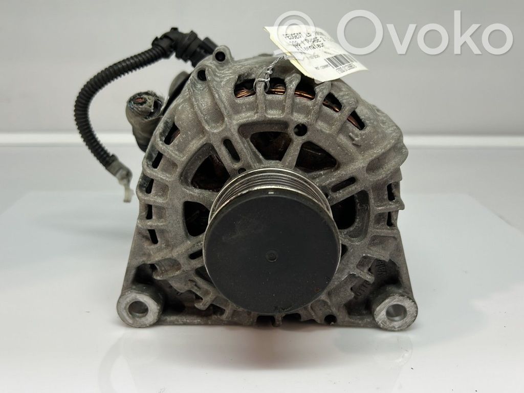 Peugeot 208 I Alternador 