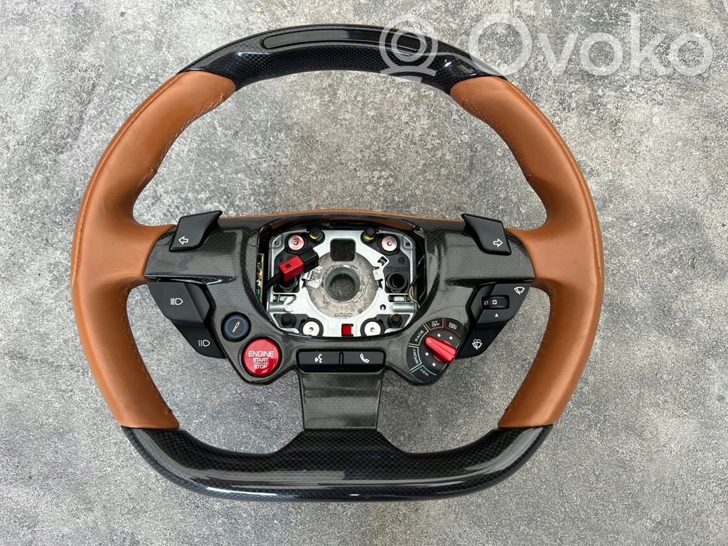 Ferrari 812 Superfast Volan 
