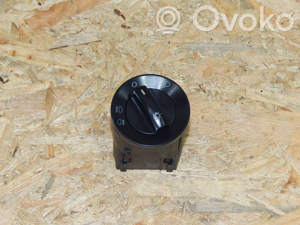 Light switch   6Q0941531C,Q1CT0565