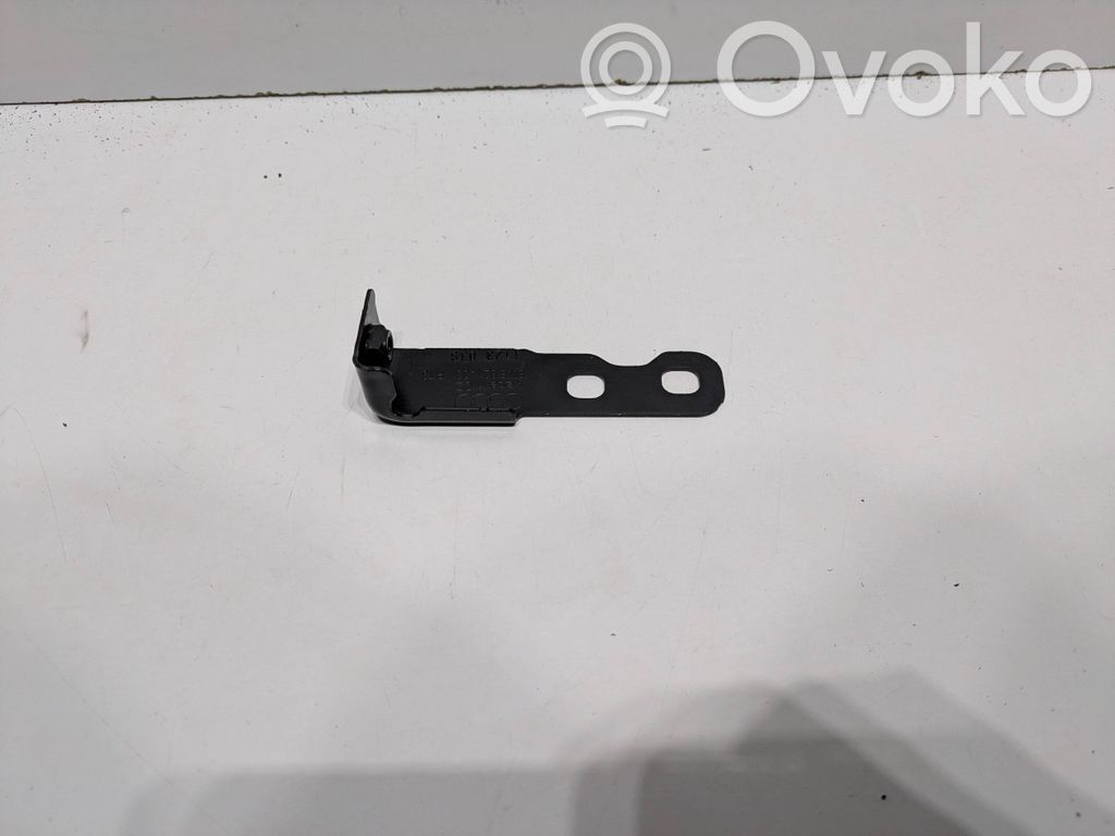 Audi A5 Fender mounting bracket 
