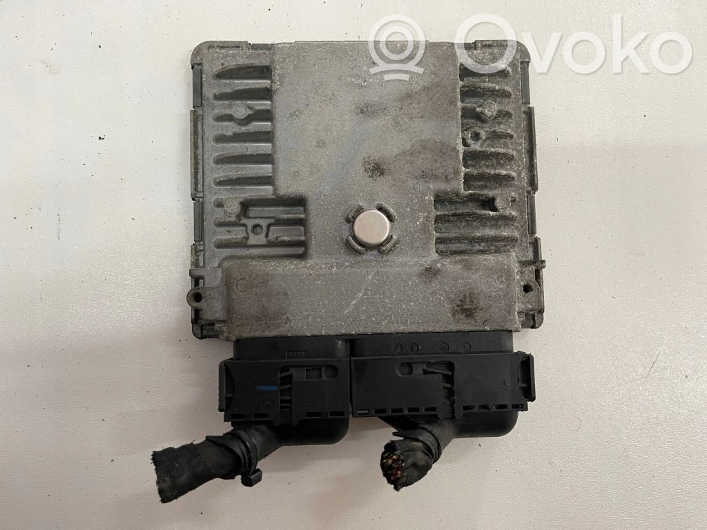 Engine control unit/module   03F906070HA