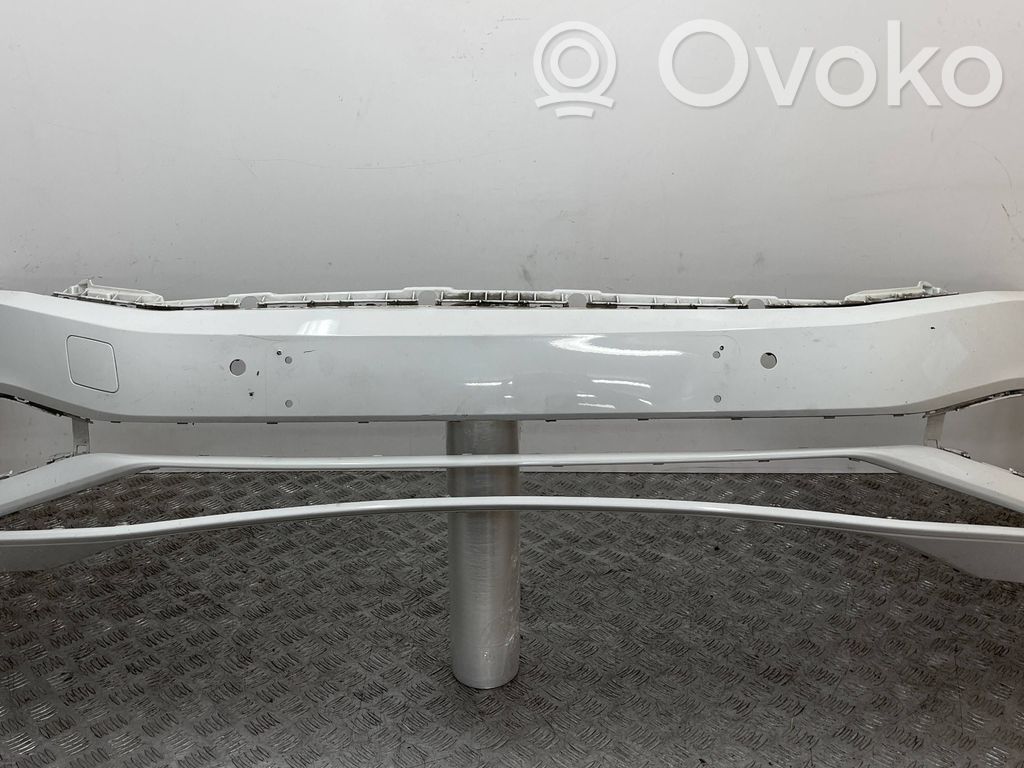 Volkswagen PASSAT B8 Front bumper 