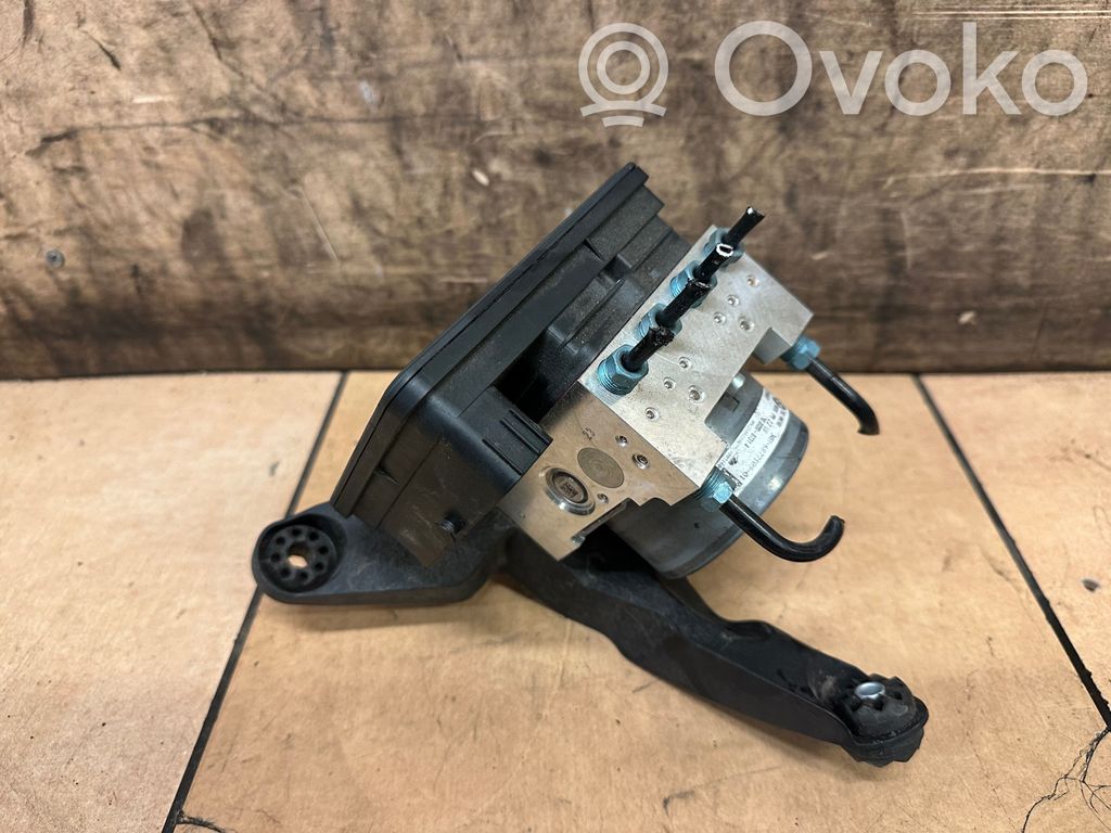 BMW 2 F45 ABS Blokas 