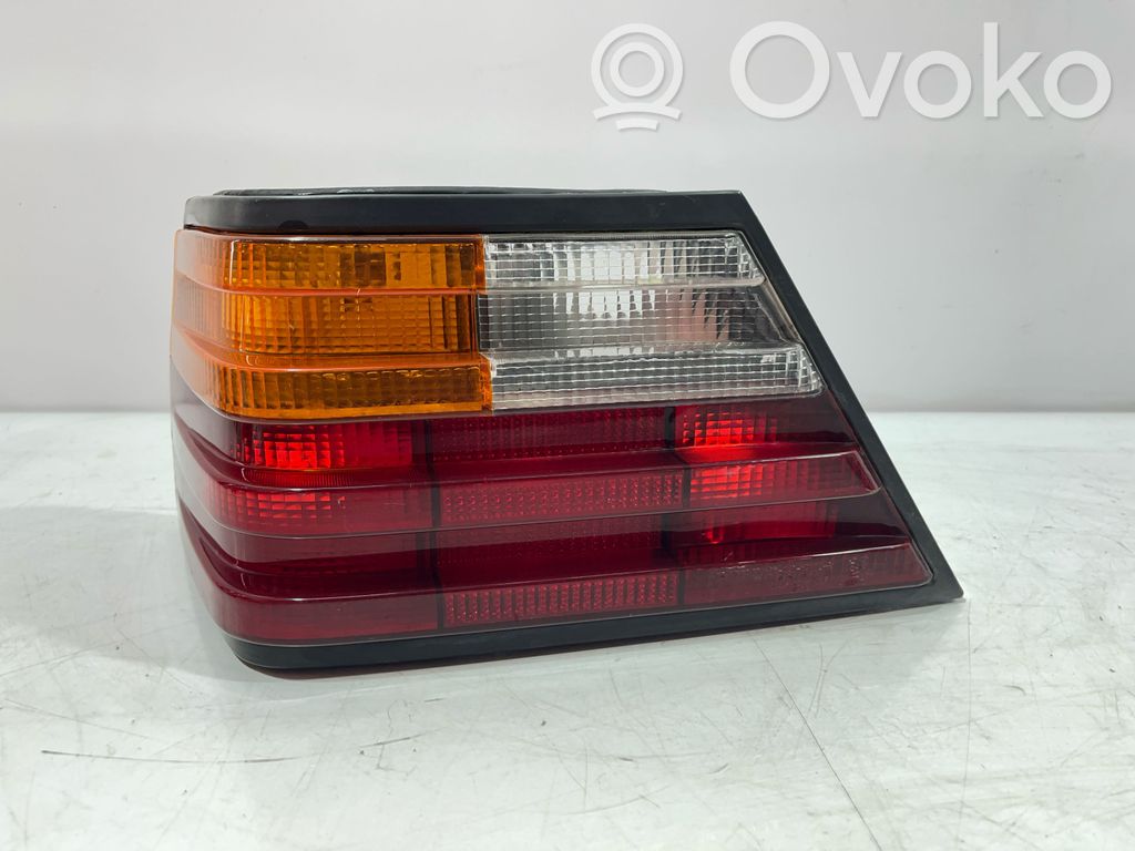 Mercedes-Benz E W124 Lampa tylna 