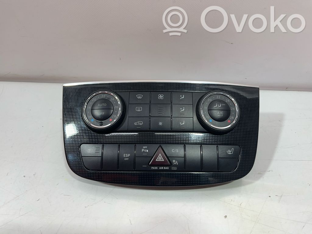 Mercedes-Benz R W251 Panel klimatyzacji 