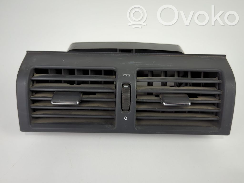 Mercedes-Benz E W210 Griglia di ventilazione centrale cruscotto 