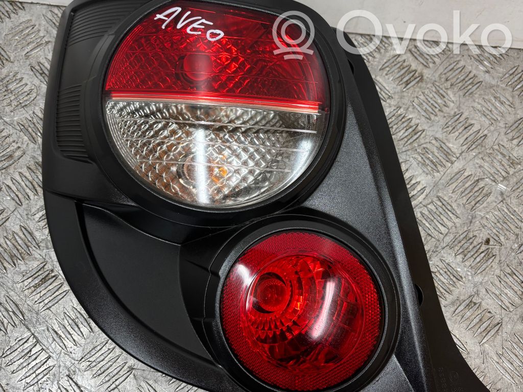 Rear/tail lights