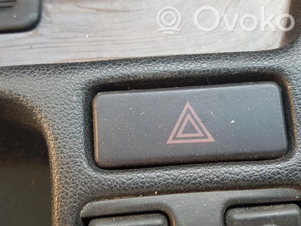 Hazard light switch