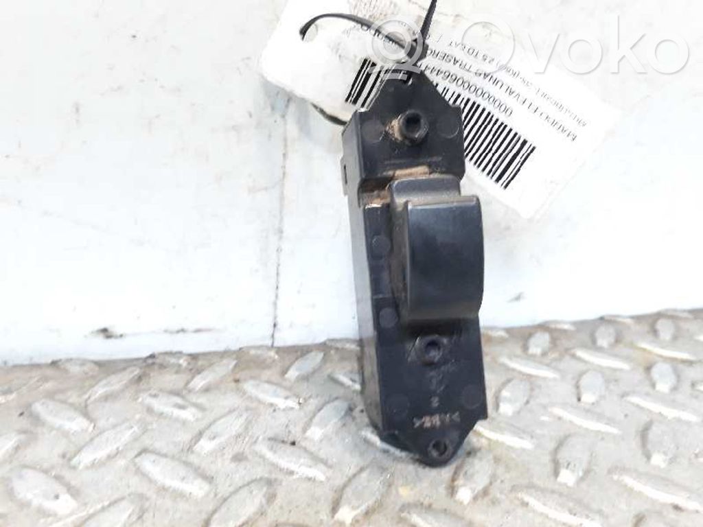 Mitsubishi L300, Cosmos Interrupteur commade lève-vitre 