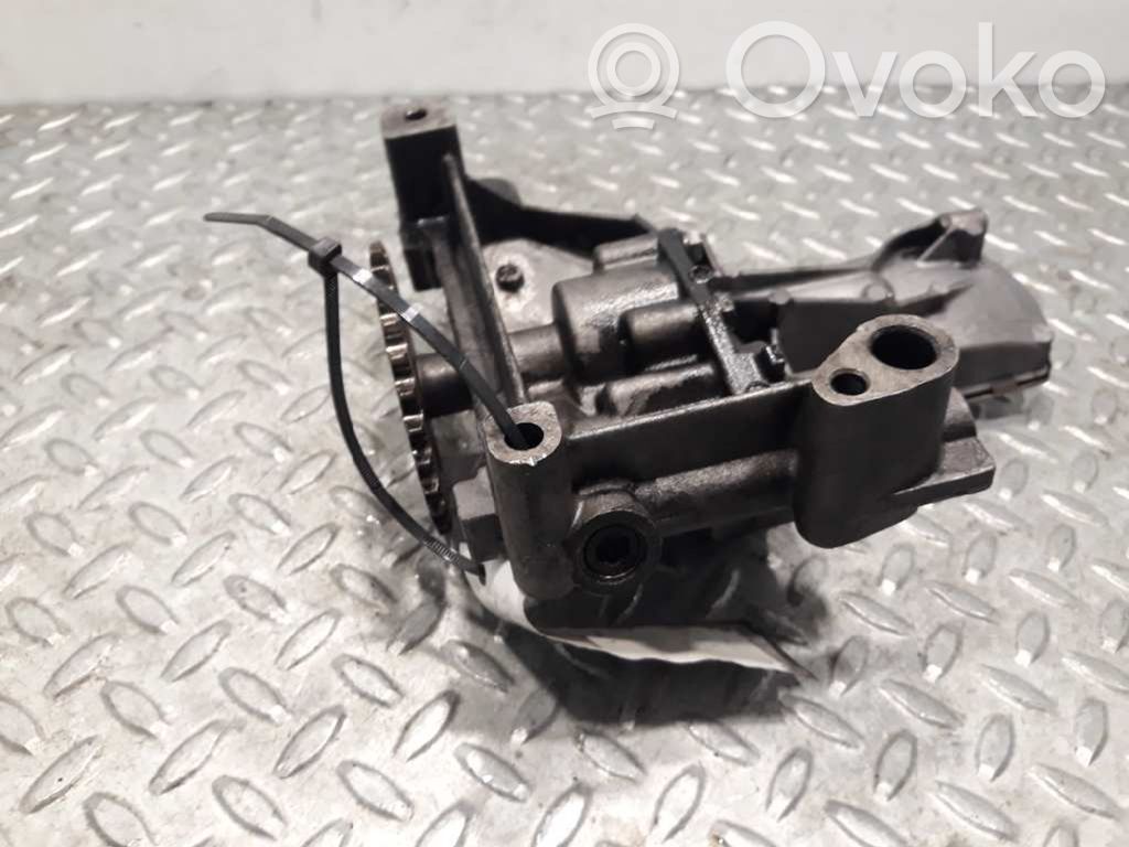 Ford Mondeo MK IV Oil pump 