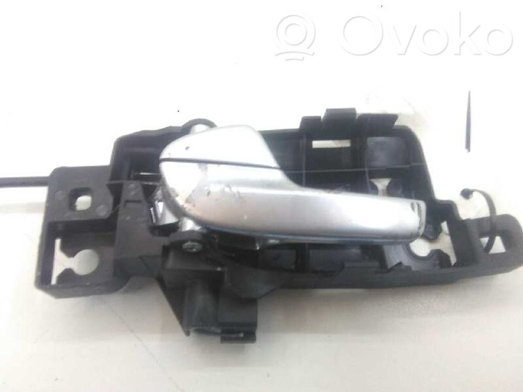 Manecilla interna puerta trasera   1705703
