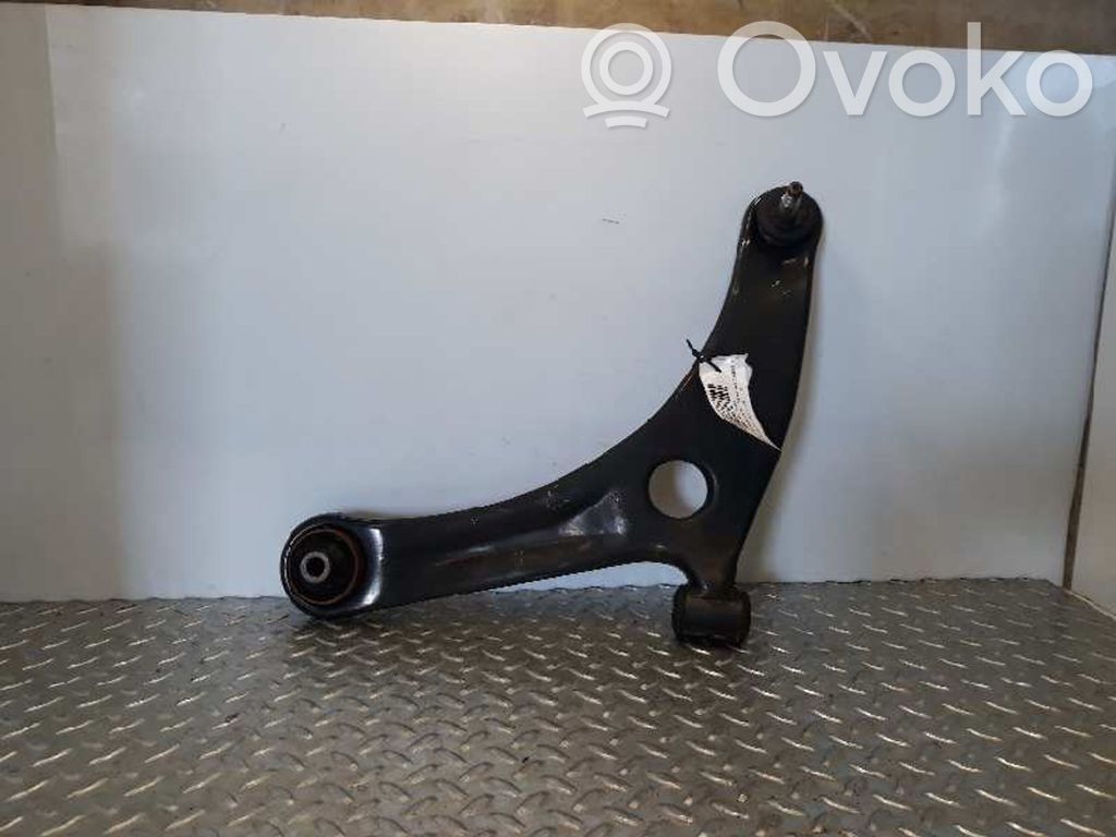 Mitsubishi Colt Querlenker vorne 
