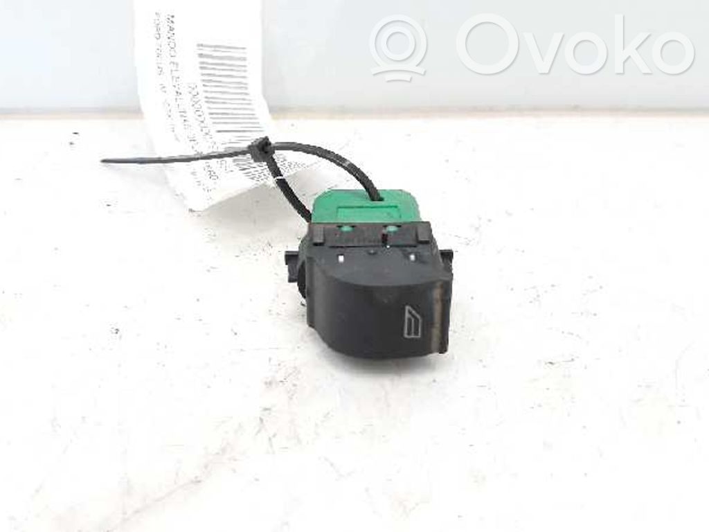 Ford Focus C-MAX Interrupteur commade lève-vitre 