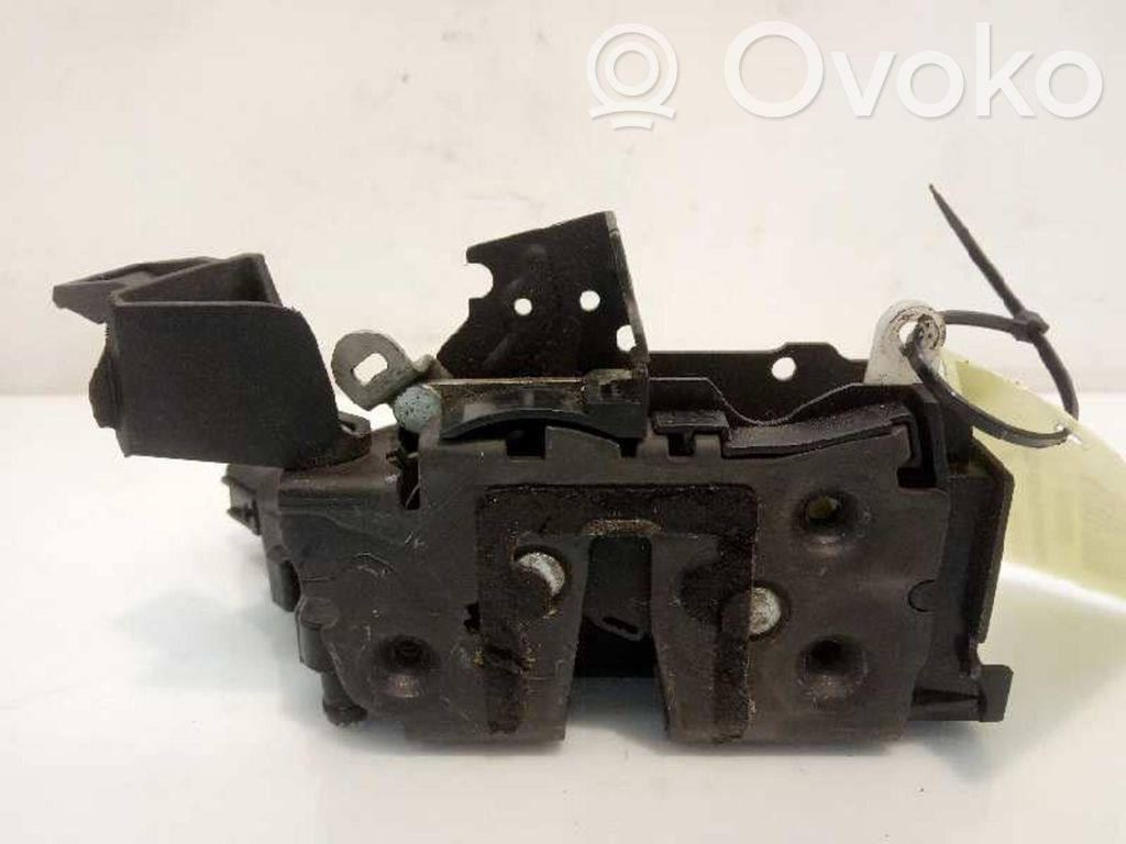 Ford Focus Front door lock 