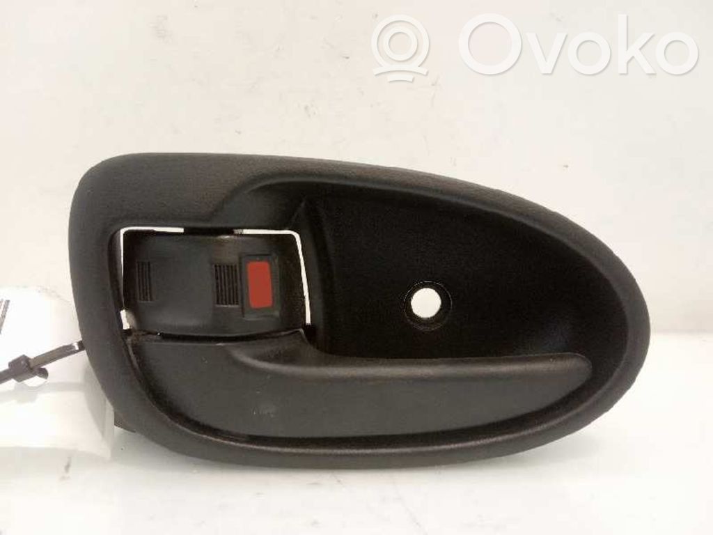 Toyota Yaris Manecilla interna puerta trasera 