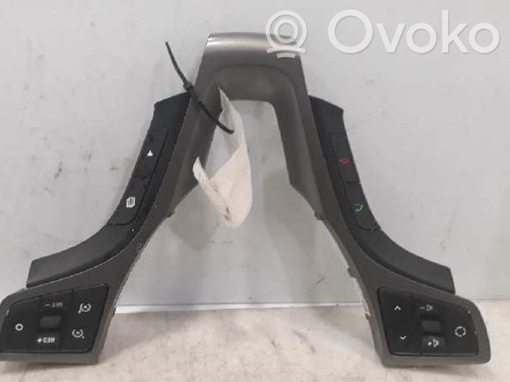 Hyundai i40 Tasten Schalter Multifunktionslenkrad 